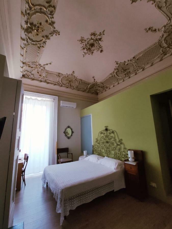 Acanthus B&B Катания Экстерьер фото